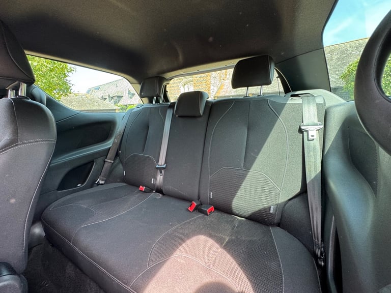 2015 Citroen DS3 1.2 PureTech DStyle Plus 3dr HATCHBACK Petrol Manual