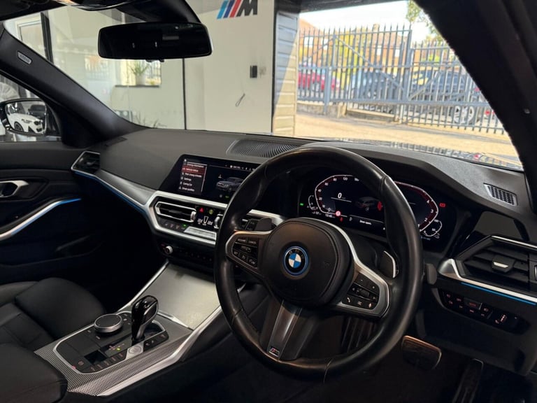 2021 BMW 3 Series 2.0 330e 12kWh M Sport Touring Auto Euro 6 (s/s) 5dr Estate PETROL/ELECTRIC Aut...