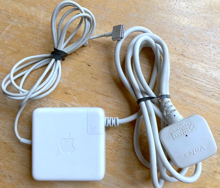 Genuine Apple Magsafe 2 60W MacBook Pro Power Supply Adapter Charger