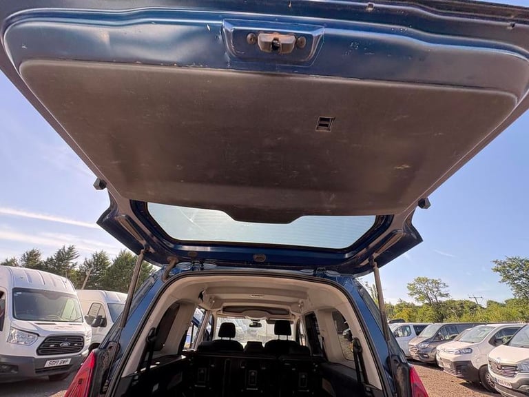 2020 Vauxhall Combo Life 1.5 Turbo D Energy XL 5dr [7 seat] MPV DIESEL Manual