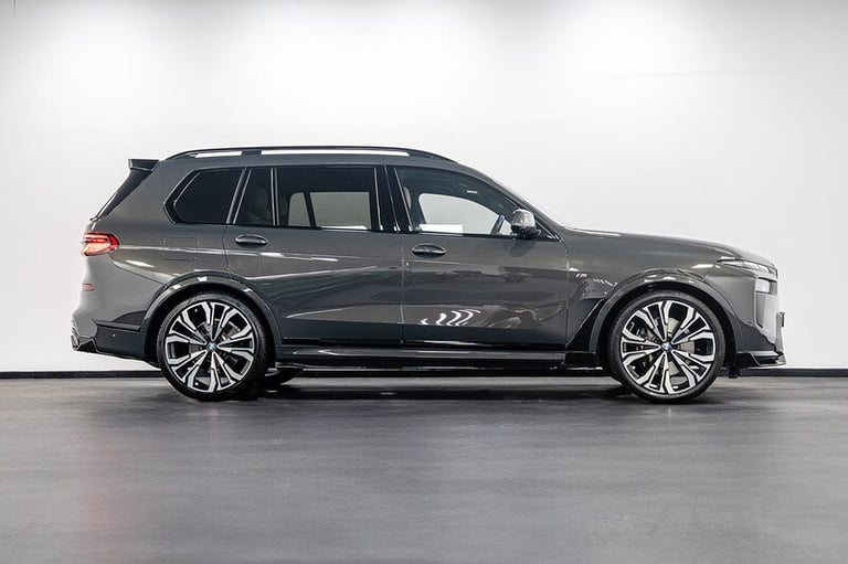2023 BMW X7 40d MHT M Sport SUV HYBRID Automatic