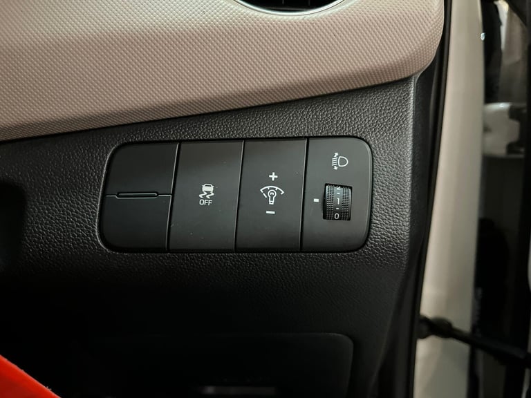  Hyundai i10 1.0 S Euro 5 5dr Petrol Manual