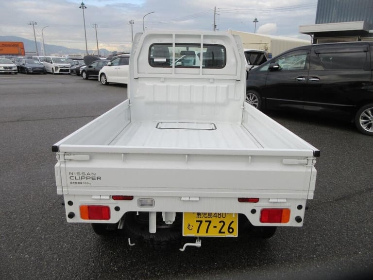 2024 Nissan NT100 Clipper DX 4WD MANUAL 660cc KEI TRUCK DELIVERY MILEAGE Pickup Petrol Manual