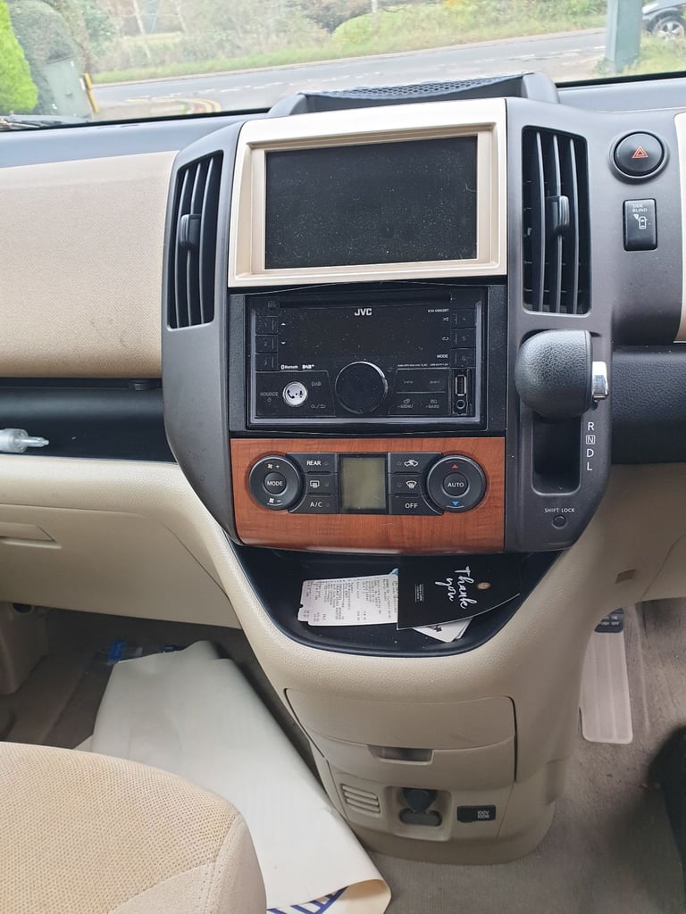 Nissan, 2007, 1990 (cc)
