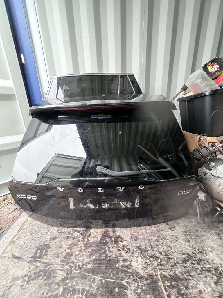 image for Volvo XC90 Rear Tailgate Black 2017