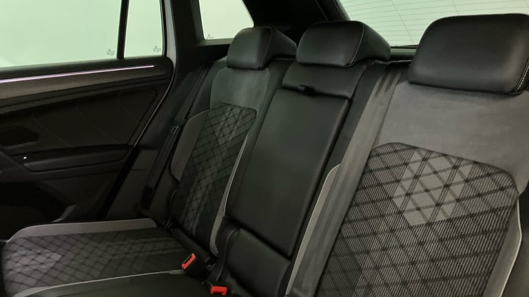 2022 Volkswagen Tiguan 2.0 TDI R-Line 5dr DSG Diesel Estate Estate Diesel Automatic