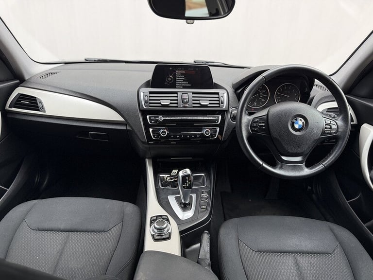 2015 BMW 1 Series 1.5 118i SE Hatchback 5dr Petrol Auto Euro 6 (s/s) (136 ps) Hatchback Petrol Au...