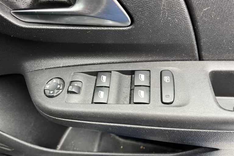 2022 Vauxhall Corsa 1.2 Turbo Design Hatchback 5dr Petrol Manual Euro 6 (s/s) (100 ps) Hatchback ...