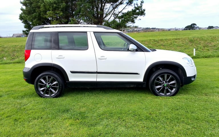 2012 Skoda Yeti 1.2 TSI Urban 5dr HATCHBACK Petrol Manual
