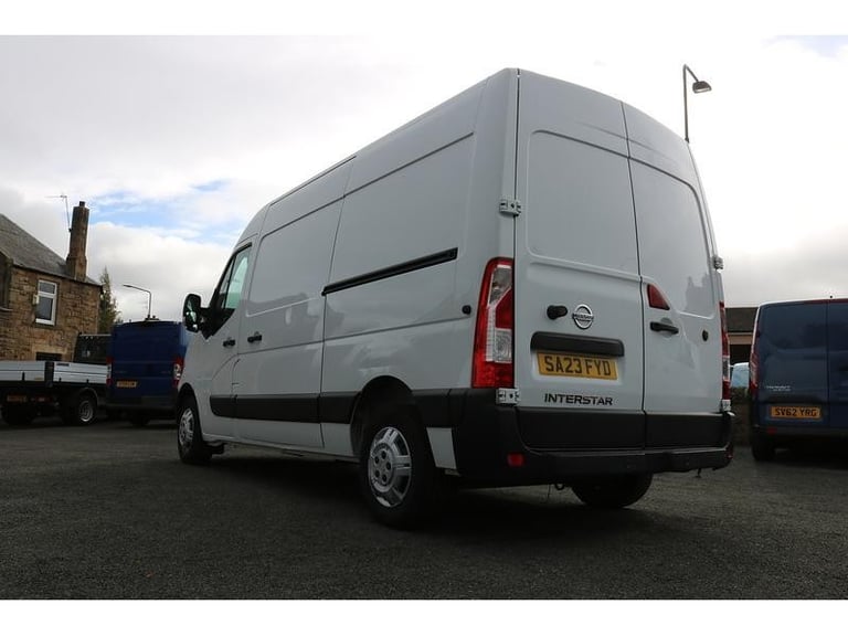 2023 NISSAN INTERSTAR MWB LOW MILES YEARS MOT SUPERB CONDITION ONE OWNER transit
