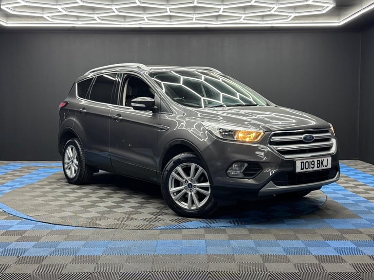 image for 2019 Ford Kuga 1.5T EcoBoost Zetec Euro 6 (s/s) 5dr HATCHBACK Petrol Manual