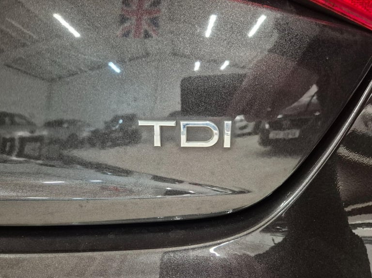 2013 Audi A4 2.0 TDI SE Technik Euro 5 (s/s) 4dr SALOON Diesel Manual