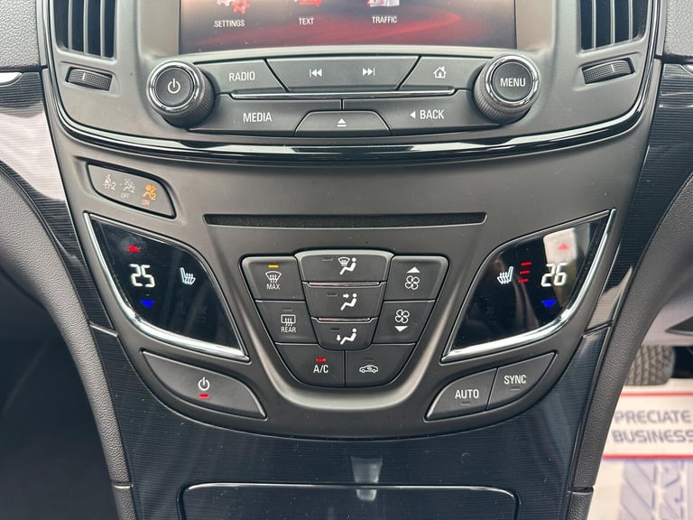 2016 Vauxhall Insignia 2.0 CDTi Elite Nav Auto Euro 6 5dr HATCHBACK Diesel Automatic