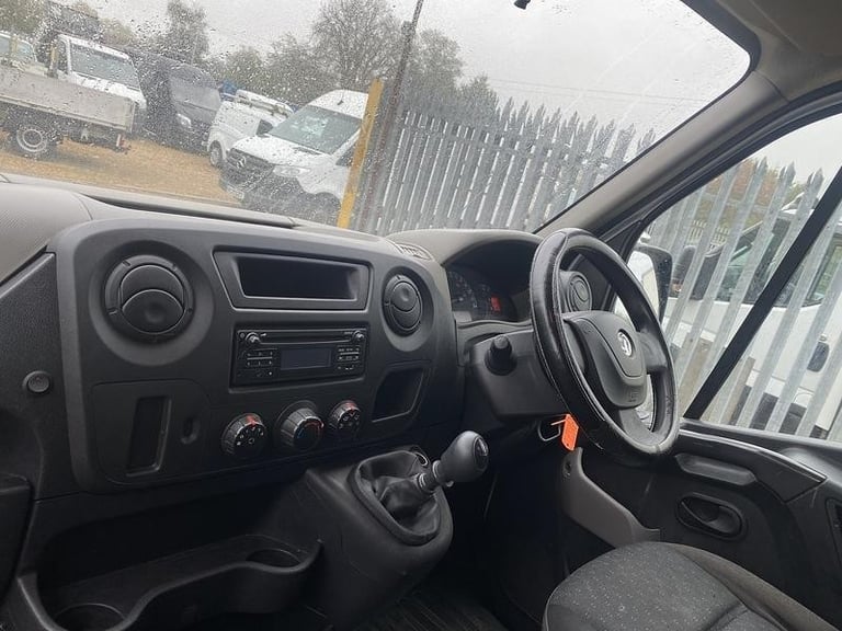 Vauxhall Movano CDTi 3500 2.3 LOW LOADER LUTON VAN BARN DOORS - 3.5 TON