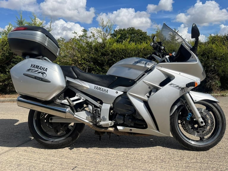 2002 52 YAMAHA FJR 1300 FJR1300 SPORTS TOURER LUGGAGE NEW MOT HPI CLEAR
