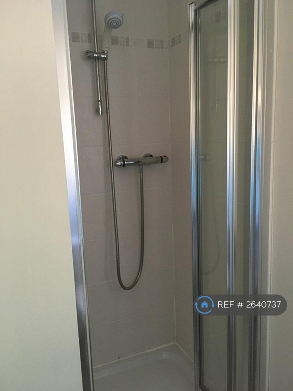 1 bedroom flat in Mayfair Road, Oxford, OX4 (1 bed) (#2640737)