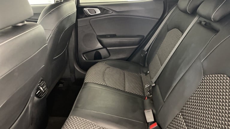 2022 Kia XCeed 1.5 T-GDi ISG 3 HATCHBACK Petrol Manual