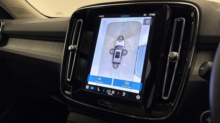 2025 Volvo XC40 2.0 B4 MHEV Ultra Bright DCT Auto Euro 6 (s/s) 5dr ESTATE Petrol/Electric Hybrid ...