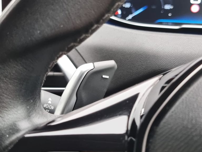 2017 Peugeot 3008 1.2 PureTech Allure SUV 5dr Petrol EAT Euro 6 (s/s) (130 ps) HATCHBACK Petrol A...