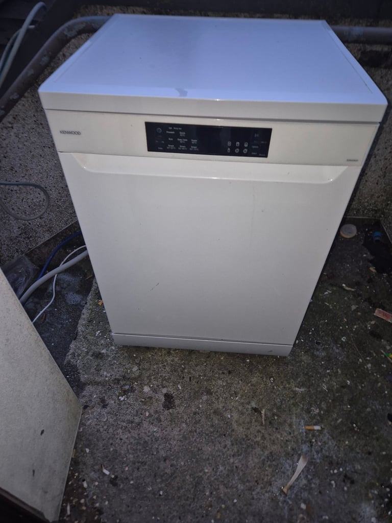 image for Free dishwasher for scrap or spares 