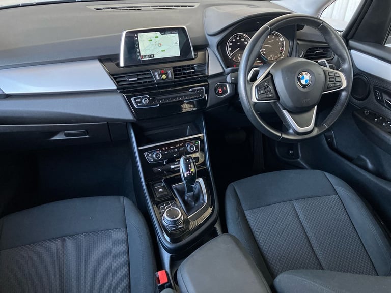 2019 BMW 2 Series 220i SE 5dr DCT Hatchback PETROL Automatic