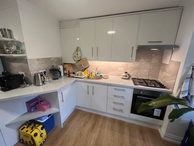 New completely refurbished one bed garden flat