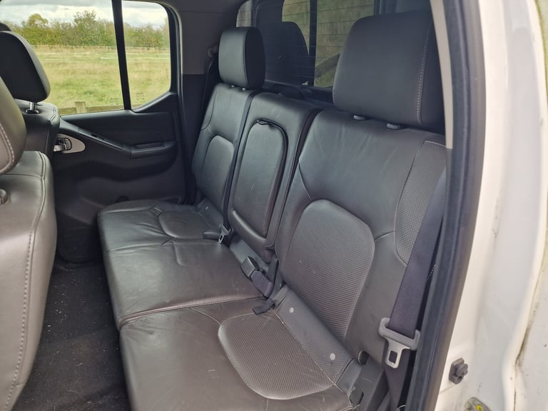 2014 Nissan Navara Automatic LWB 5 Seat Double Cab  Drives Perfect  12mth MOT