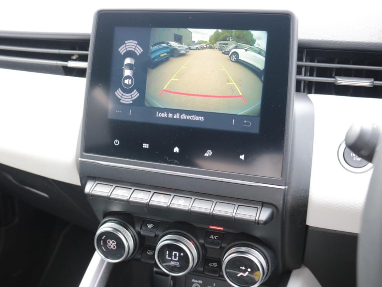 2023 Renault Clio 1.0 TCe Techno Hatchback 5dr Petrol Manual Euro 6 (s/s) (90 ps) HATCHBACK Petro...