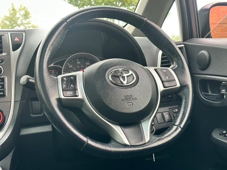 2011 Toyota Verso 1.33 Dual VVT-i T Spirit Euro 5 5dr MPV Petrol Manual