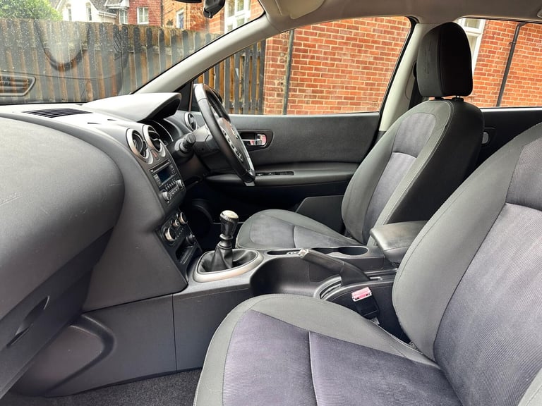 2012 Nissan Qashqai 1.5 dCi Acenta 2WD Euro 5 5dr HATCHBACK Diesel Manual