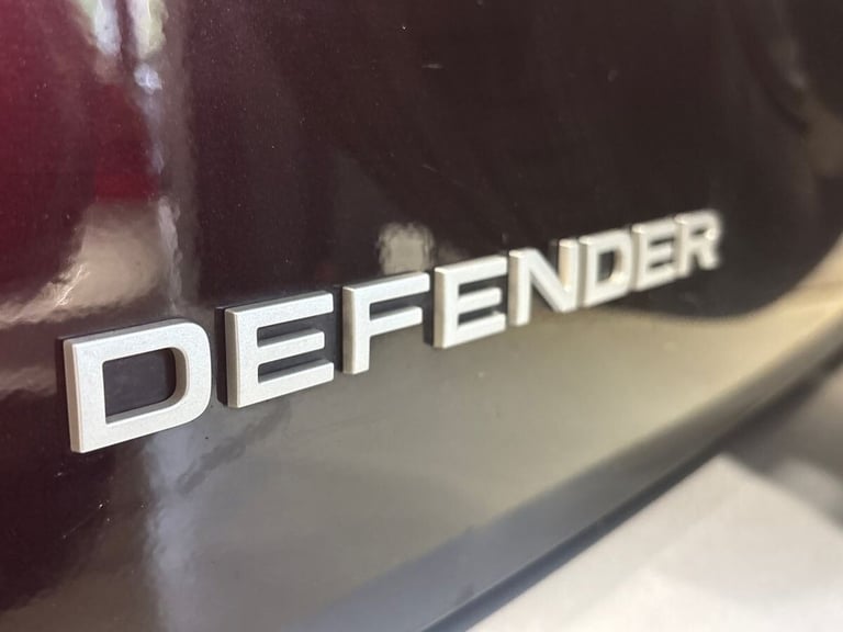 2023 Land Rover Defender 3.0 D250 MHEV SE Hard Top SUV 5dr Diesel Auto 4WD MWB Euro 6 (s/s) (250 ...