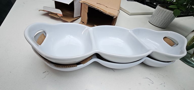 Tabletops Gallery 2pc Stoneware Condiment Trays White