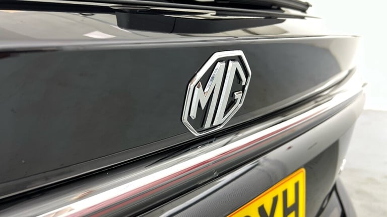 2024 MG MG HS 1.5 T-GDI Trophy 5dr DCT Hatchback Petrol Automatic