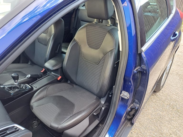 2015 Ford Focus 2.0 TDCi Titanium X 5dr HATCHBACK Diesel Manual