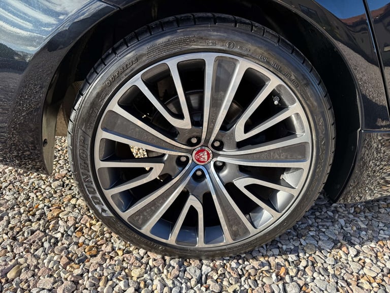 2020 Jaguar XJ 3.0d V6 Autobiography 4dr Auto [LWB] SALOON DIESEL Automatic