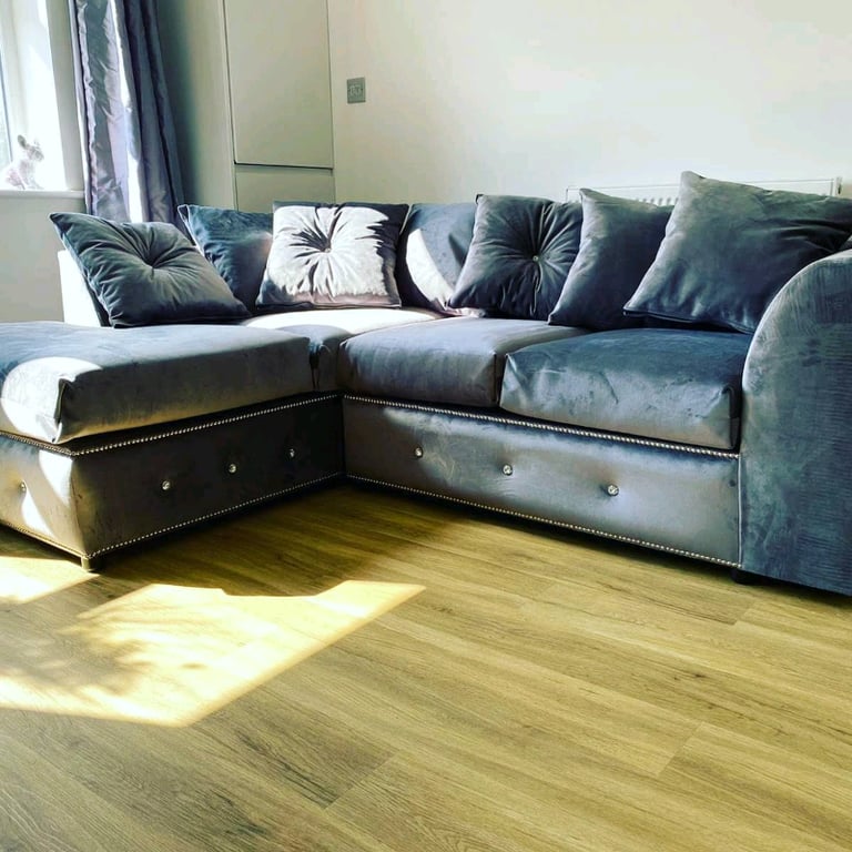 Xmax BIG SALE ON PLUSH CORNER OR 3 AND 2 SEATER CORD SOFA FOR SALE in