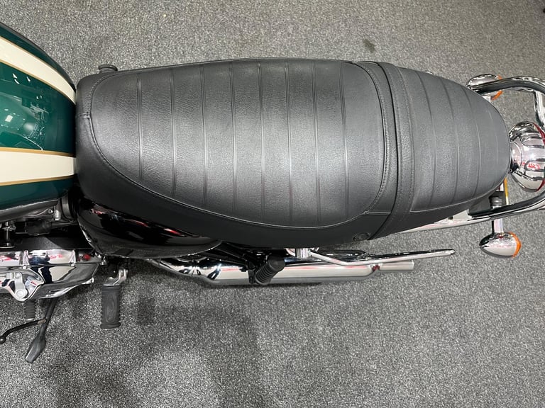 Triumph Bonneville T 100, 2011