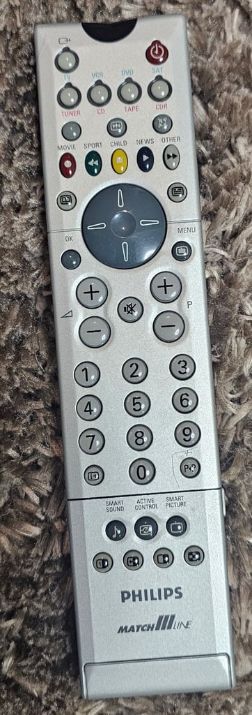 32" phillips matchline crt tv  with remote 