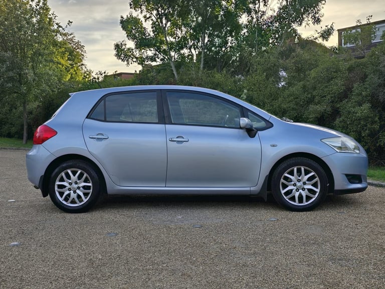 2007 Toyota Auris 1.6 Automatic VVTi TR MM 5dr . 87000 Miles . CHEAP on Fuel. GOOD Car. HATCHBACK...