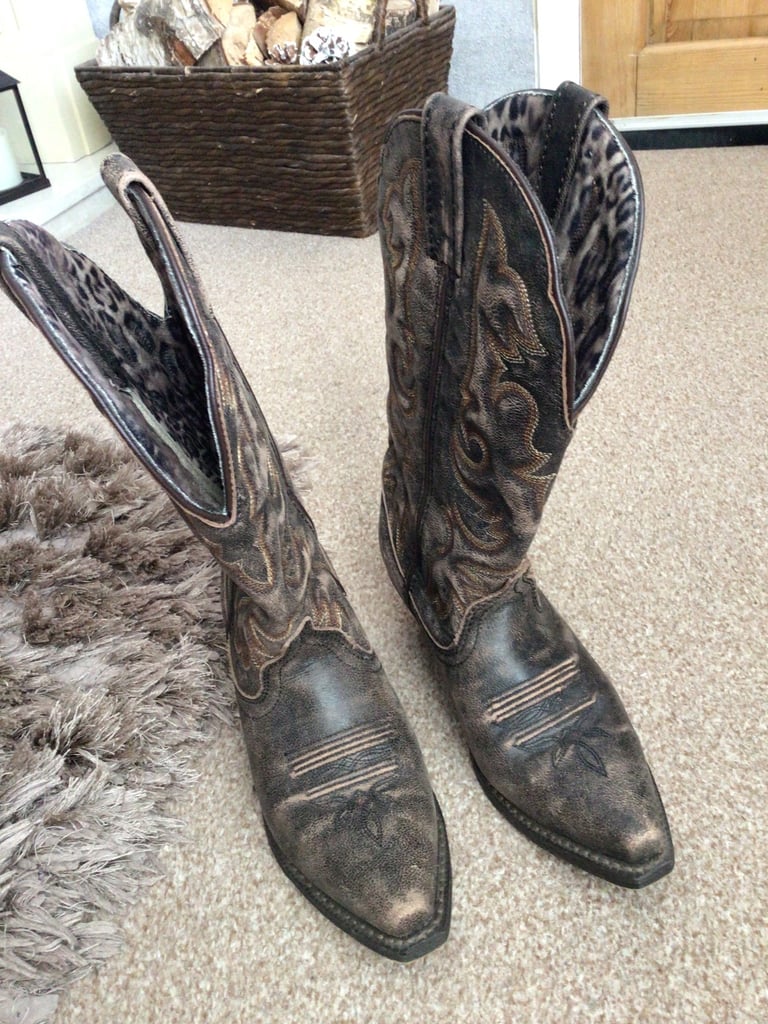 Cowboy boots 