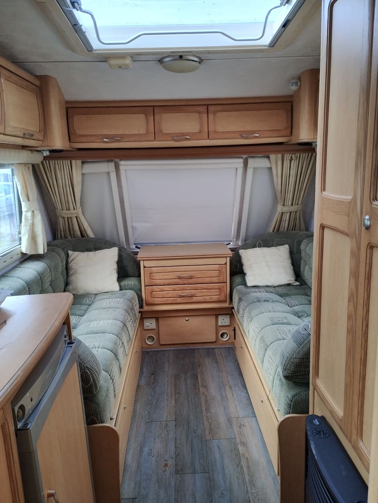 Compass Omega 433 2 berth 