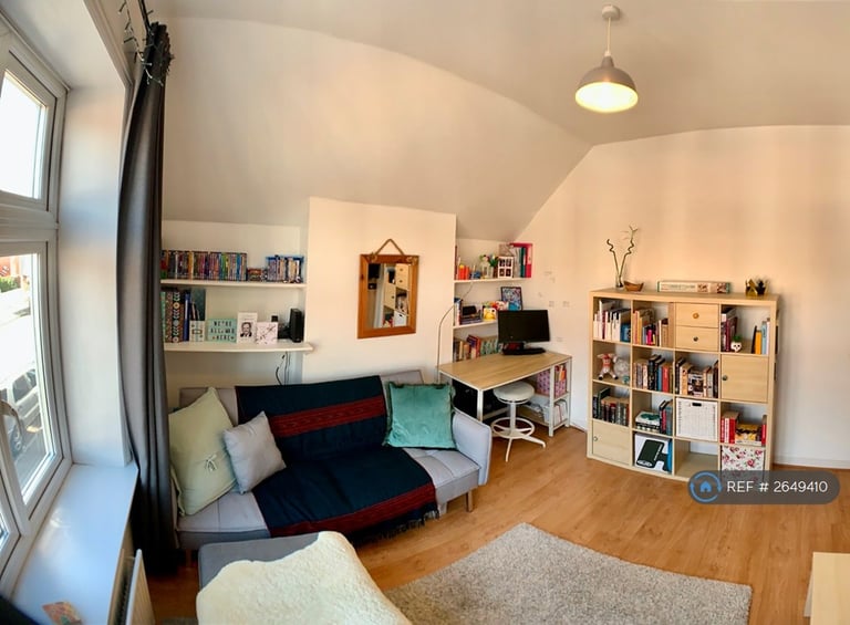 1 bedroom flat in Chester Street, Caversham, Reading, RG4 (1 bed) (#2649410)
