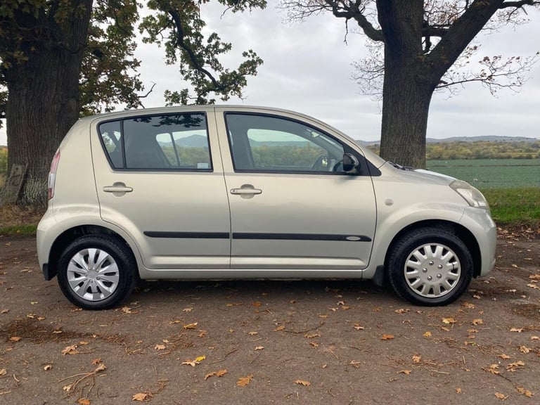 2007 Daihatsu Sirion 1.0 S Hatchback 5dr Petrol Manual (118 g/km, 68 bhp) Hatchback Petrol Manual