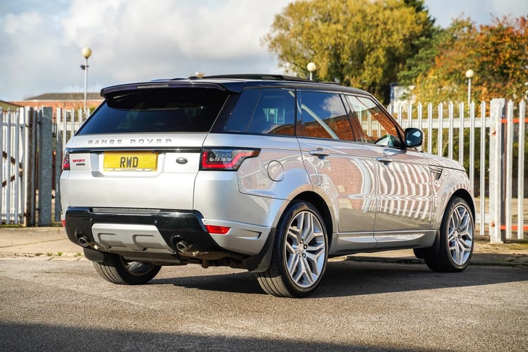 2014 Land Rover Range Rover Sport 3.0 SD V6 Autobiography Dynamic SUV 5dr Diesel Auto 4WD Euro 5 ...