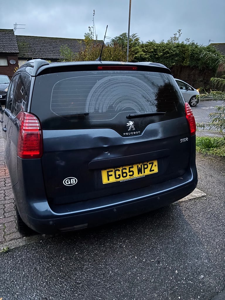 Peugeot, 5008, MPV, 2015, Manual, 1560 (cc),5 doors - Image 4