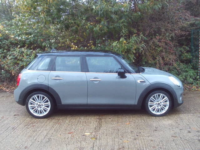 2017 MINI Hatch 1.5 Cooper 5dr Grey 55k Miles PSH Years MOT Warranty HATCHBACK Petrol Manual