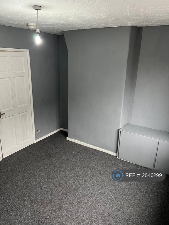 1 bedroom flat in Sutton-In-Ashfield, Sutton-In-Ashfield, NG17 (1 bed) (#2646299)