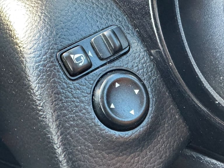 2015 15 NISSAN QASHQAI 1.6 DCI N-TEC+ SUV 5DR DIESEL XTRON 2WD EURO 6 (S/S) (130