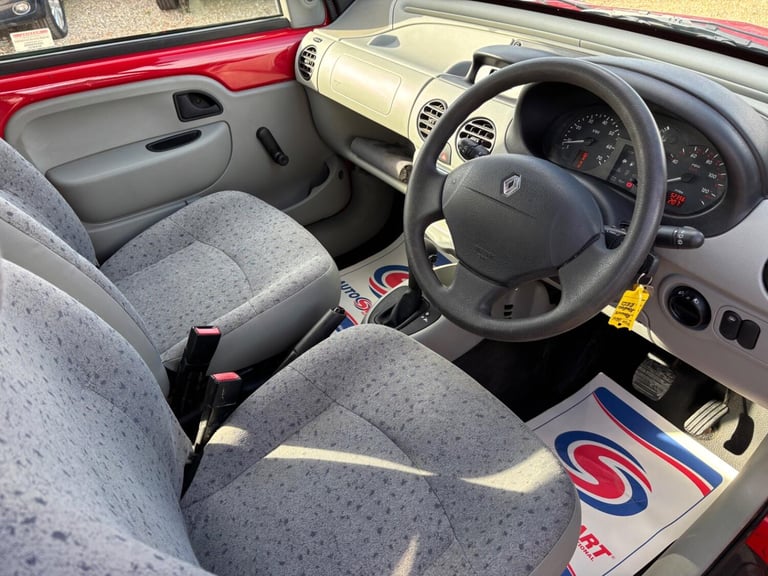 RENAULT Kangoo WHEELCHAIR ACCESSIBLE VEHICLE AUTO WAV AUTOMATIC 1.6 16v