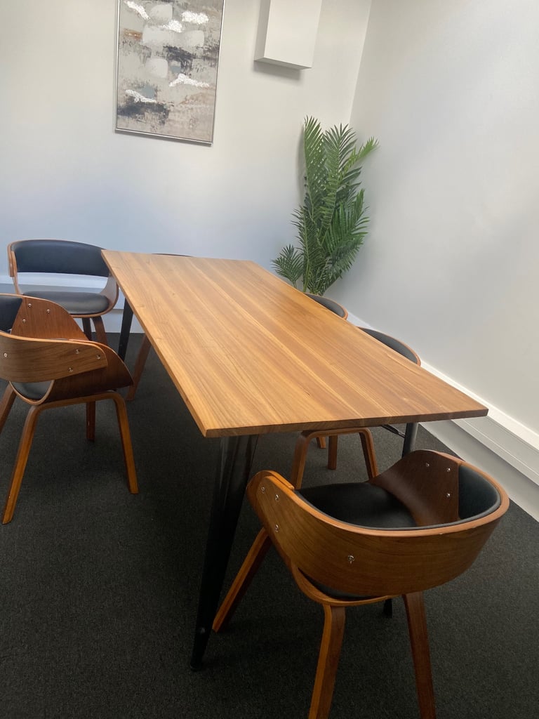 Treatment/Therapy/Aesthetics/Beautician/Consultation Room to Rent in Brixton SW2.